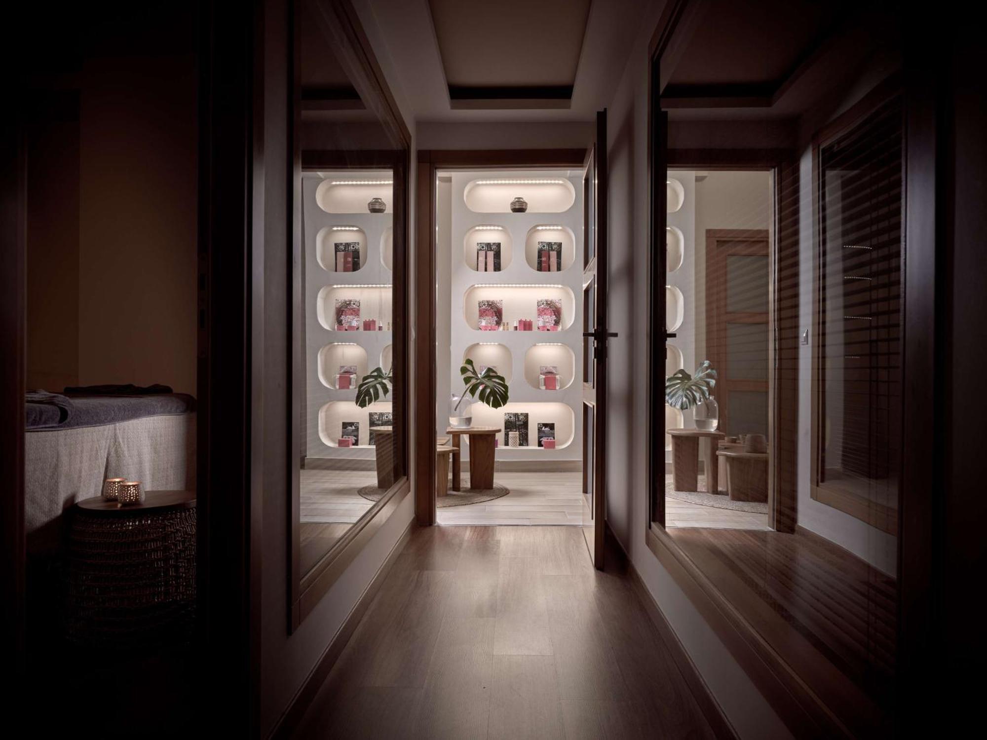 Numo Ierapetra Beach Resort Crete, Adults Only, Curio Collection Hilton Экстерьер фото