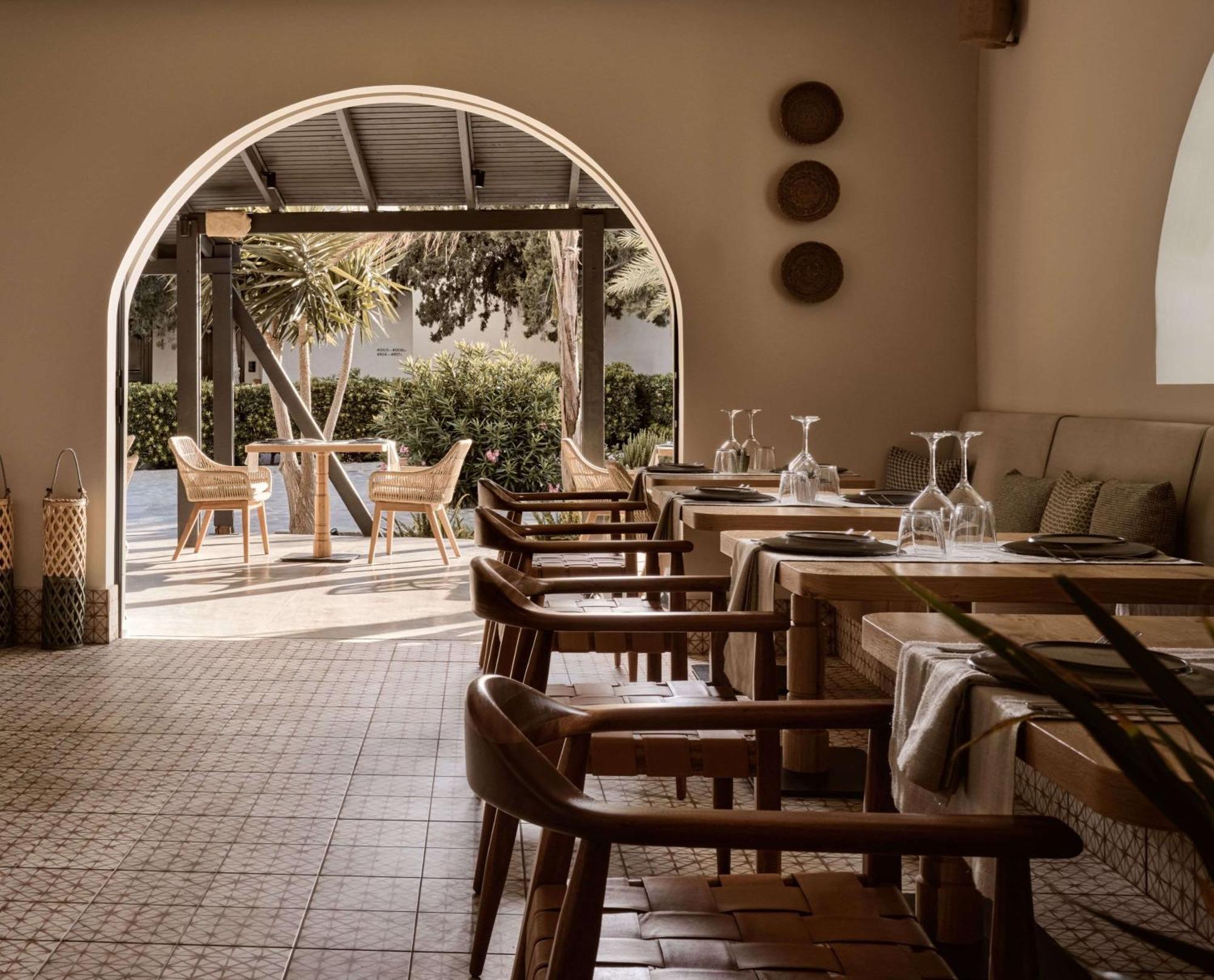 Numo Ierapetra Beach Resort Crete, Adults Only, Curio Collection Hilton Экстерьер фото