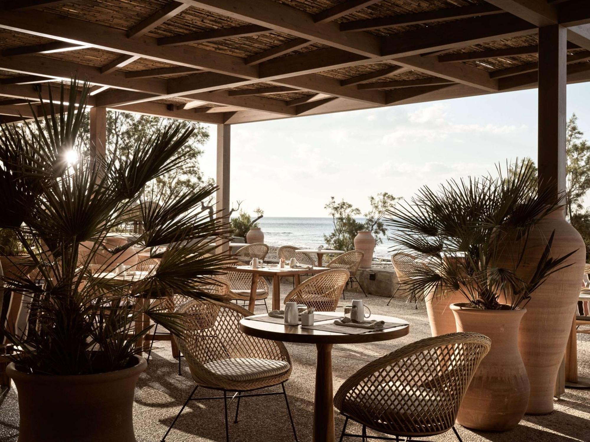 Numo Ierapetra Beach Resort Crete, Adults Only, Curio Collection Hilton Экстерьер фото